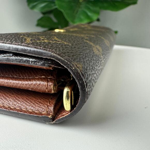 💎✨Authentic  Louis Vuitton Sarah Wallet - Picture 7 of 7